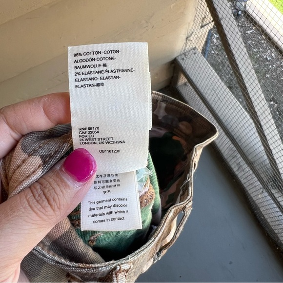 Anthropologie The Wanderer 25 Camouflage Shorts - Picture 8 of 9